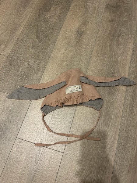 粉兔兔荷葉邊長耳帽 image 1 of 0