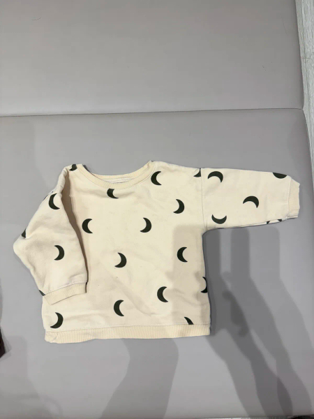 經典月亮衣 image 1 of 0