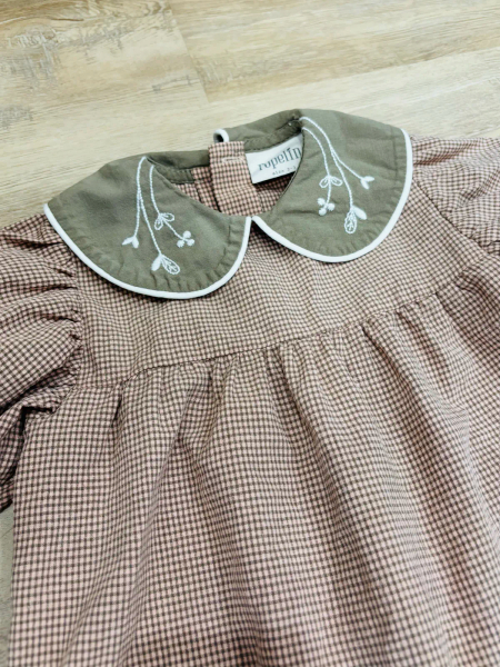 手工刺繡上衣 image 1 of 0