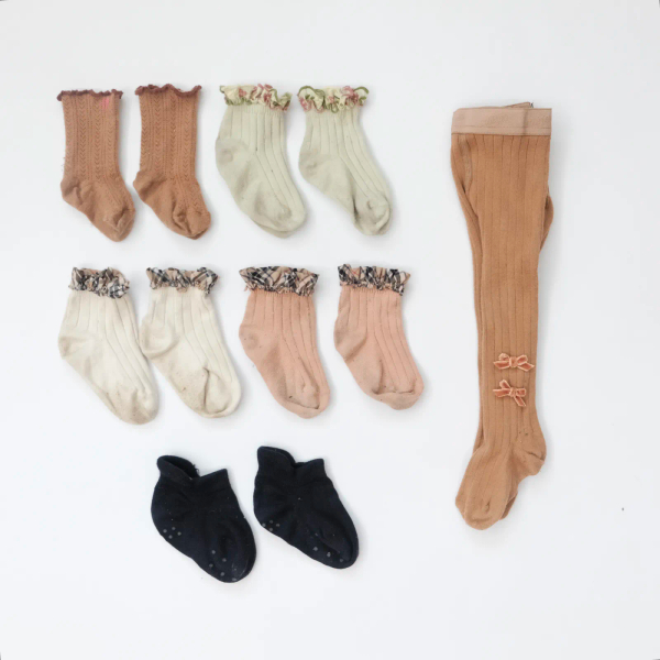 21-23襪子 image 1 of 0