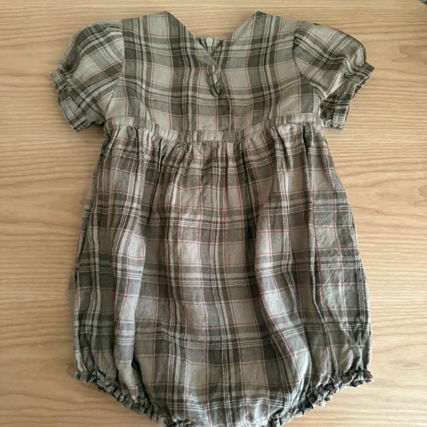 淺棕格紋 image 1 of 0