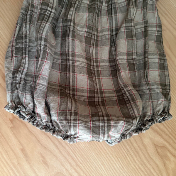 淺棕格紋 image 1 of 0