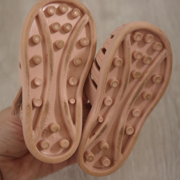 Tobby涼鞋 - Maquillaje（已保留） image 1 of 0