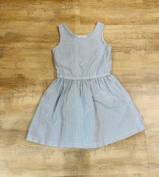 條紋無袖洋裝 image 1 of 0