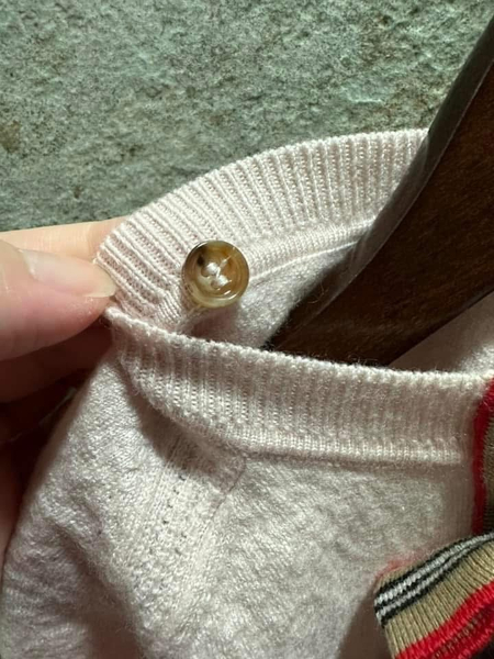 O6. Burberry 粉色經典全羊毛特殊布料 短袖套裝 近新 2Y image 1 of 0