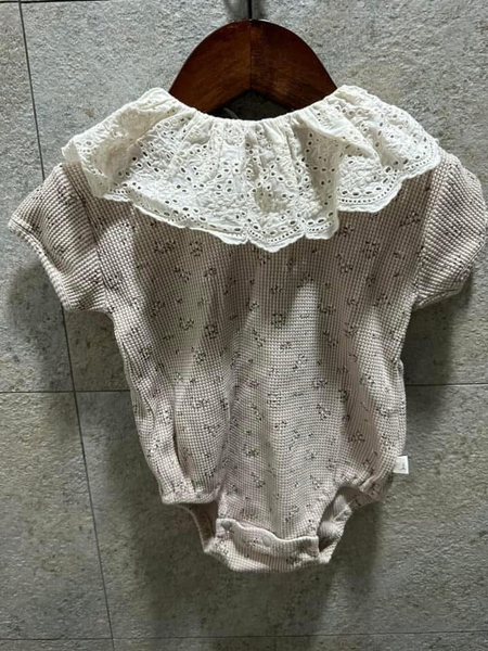 Tete a tete 華夫格花卉包屁衣 70cm image 1 of 0