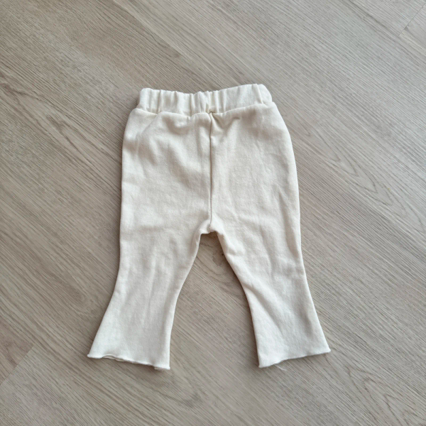 米白色喇叭褲 image 1 of 0