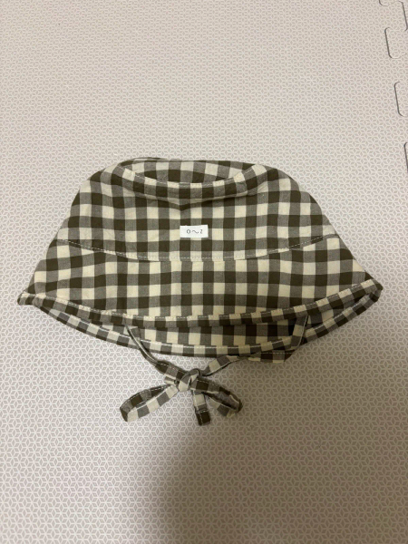 咖啡色格子漁夫帽 image 1 of 0
