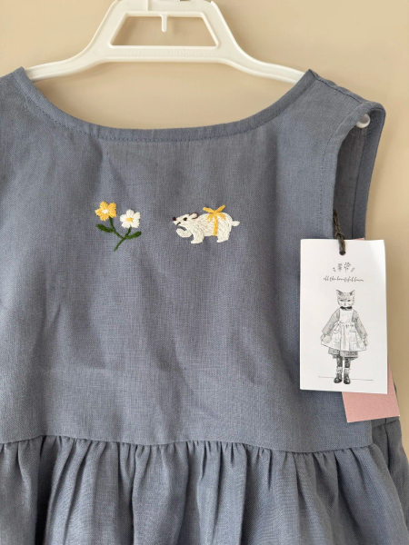 北極熊刺繡背心洋裝 image 1 of 0