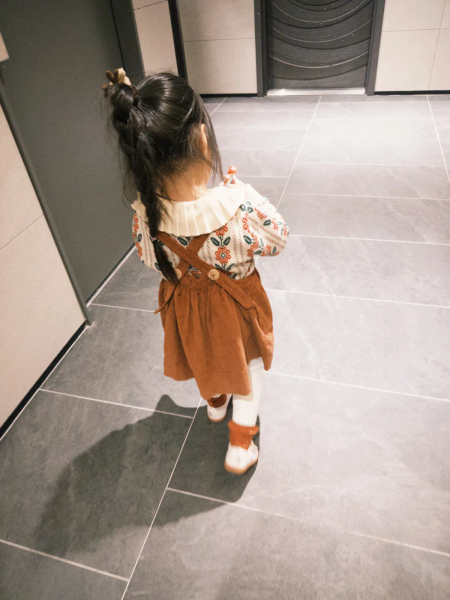 Eloise Pinafore, Sequoia image 1 of 0