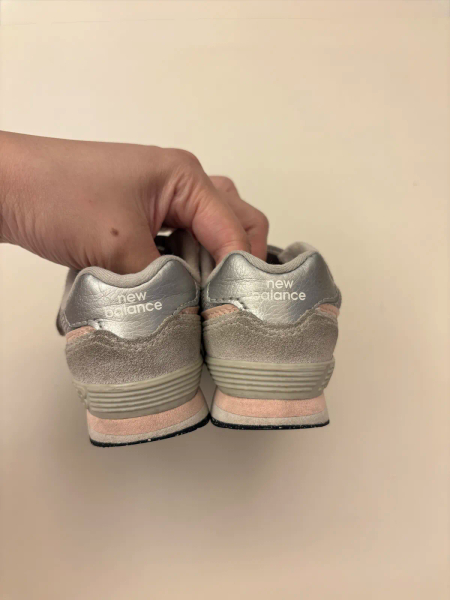 NB 574童鞋 image 1 of 0