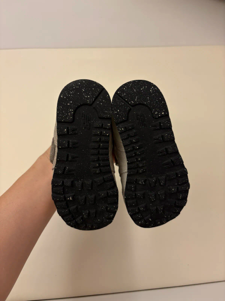 NB 574童鞋 image 1 of 0