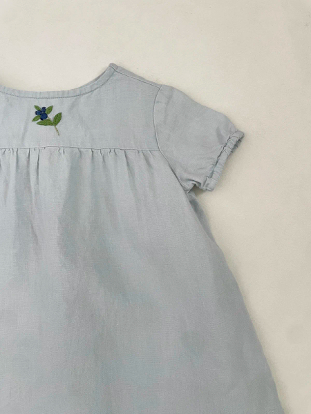 藍莓刺繡天空藍亞麻短袖洋裝92-98 image 1 of 0