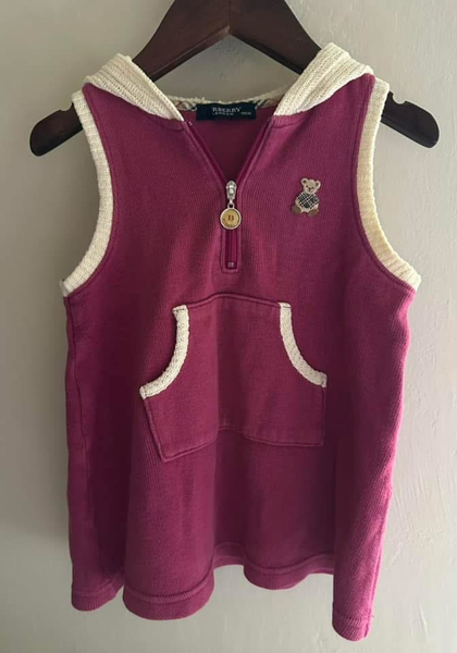 Burberry 針織連帽拼接活潑背心洋裝90cm image 1 of 0
