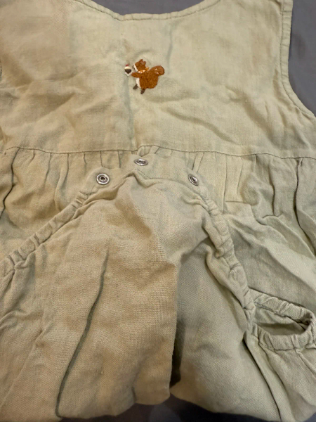 鼠尾草綠松鼠刺繡romper image 1 of 0