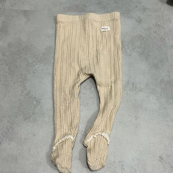BEBE HOLIC 杏色蕾絲內搭褲  image 1 of 0
