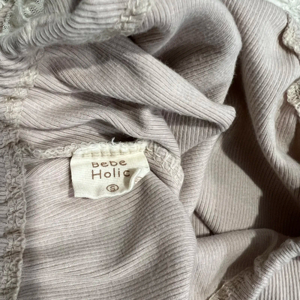 Bebe Holic 蕾絲滾邊包屁衣  image 1 of 0