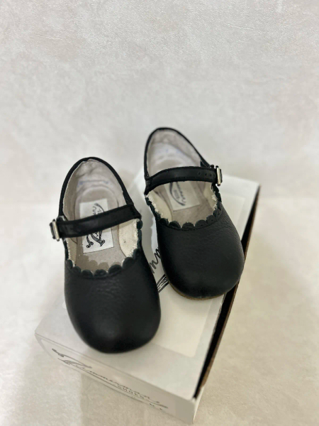 瑪莉珍鞋 image 1 of 0