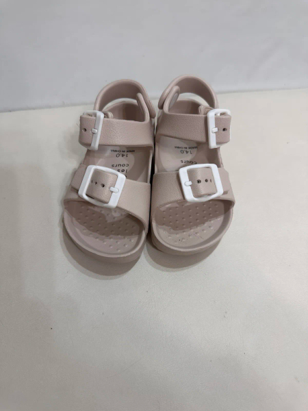 日本輕量涼鞋 image 1 of 0