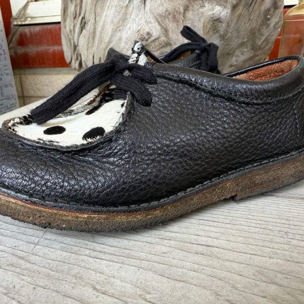 黑白波點鞋 image 1 of 0