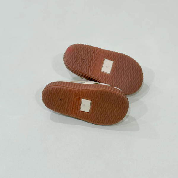 Igor 餅乾涼鞋 - Marfil image 1 of 0