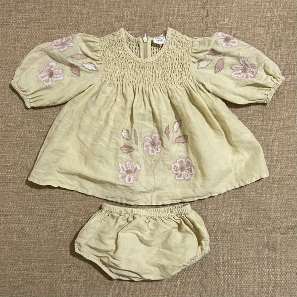 NOEMIE 连衣裙套装- 浅梨色 image 1 of 0