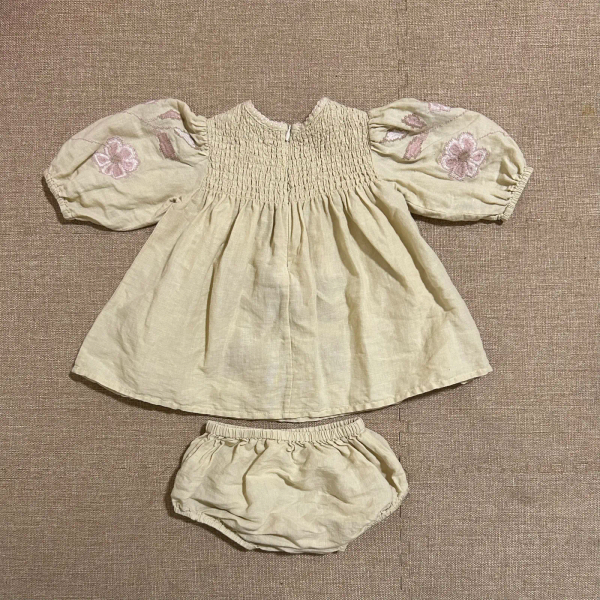NOEMIE 连衣裙套装- 浅梨色 image 1 of 0