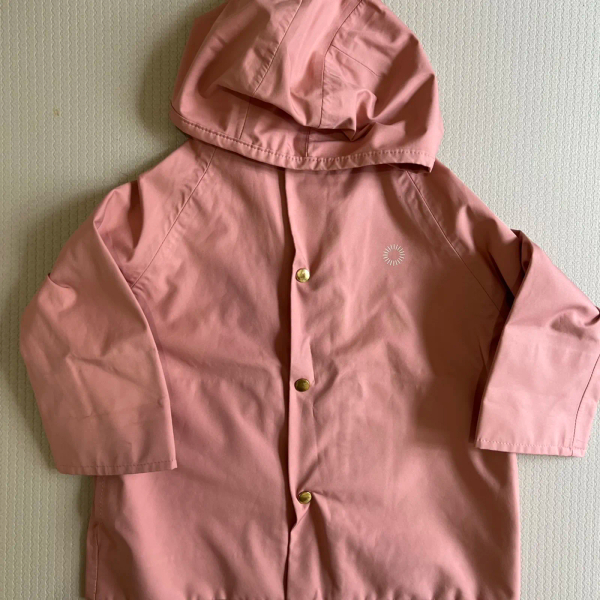 玫瑰防水外套 image 1 of 0