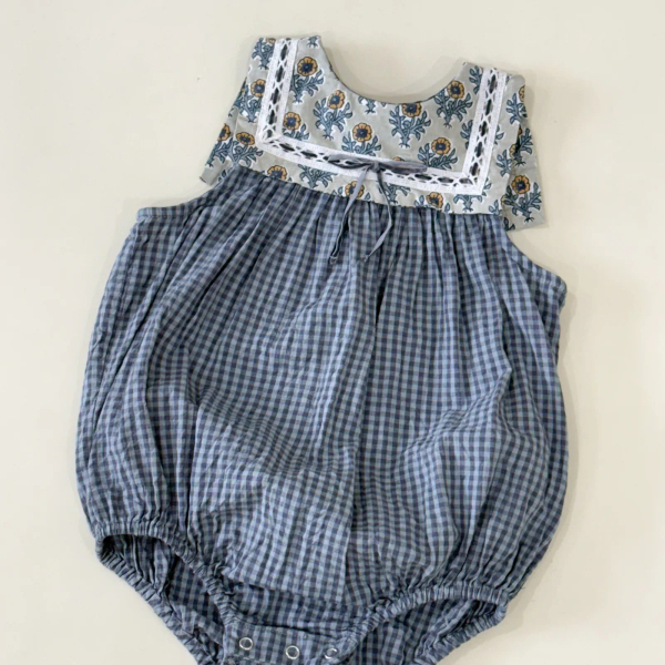 Meg blue check 經典格紋包屁衣 image 1 of 0