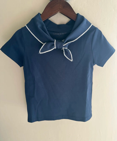 經典領結上衣 image 1 of 0