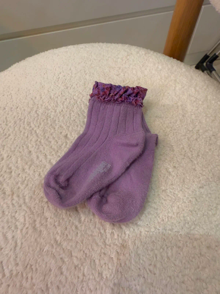 Charlotte Liberty Ruffle Ribbed Ankle Socks	Glycine du Japon	21/23 image 1 of 0
