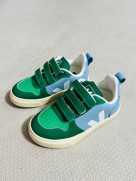 鞋子 image 1 of 0