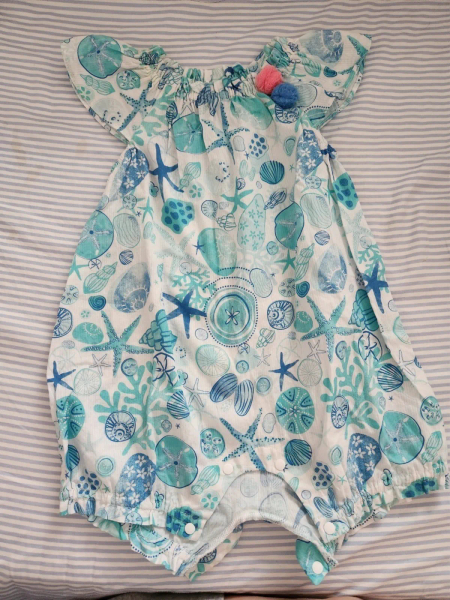 海洋插圖輕薄連身衣 image 1 of 0