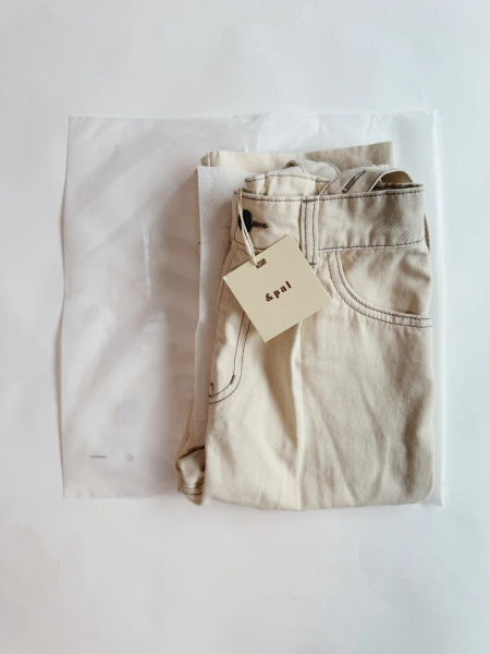 & Pal - 牛仔吊帶寬褲-白 image 1 of 0