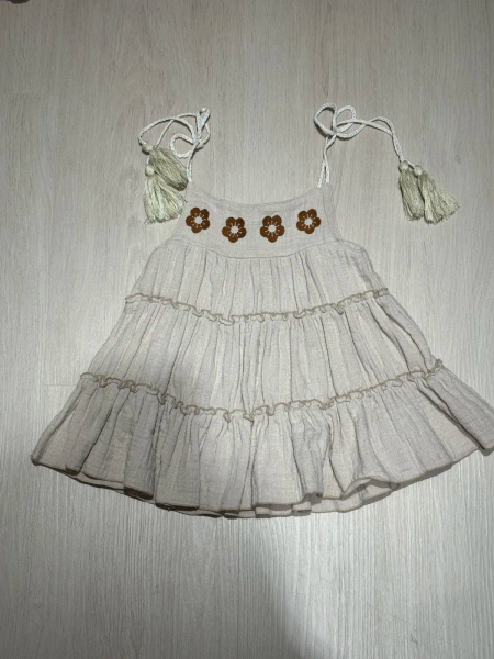 洋裝 image 1 of 0
