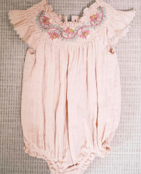 花瓣扇形刺繡領連身衣-粉 image 1 of 0