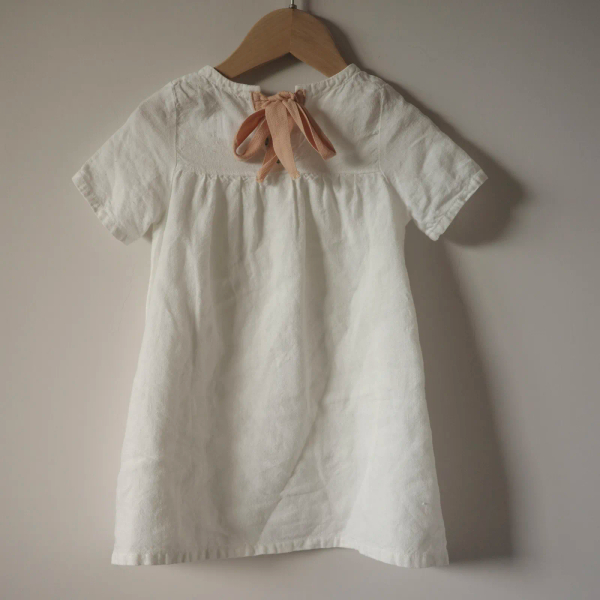 刺繡小鹿洋裝 image 1 of 0