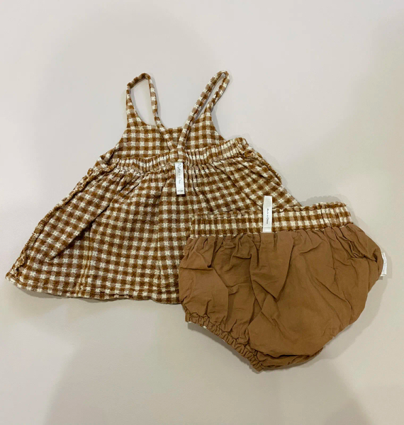 格紋細肩帶套裝 image 1 of 0