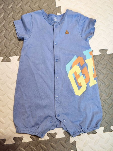 GAP藍色小熊刺繡連身衣 image 1 of 0