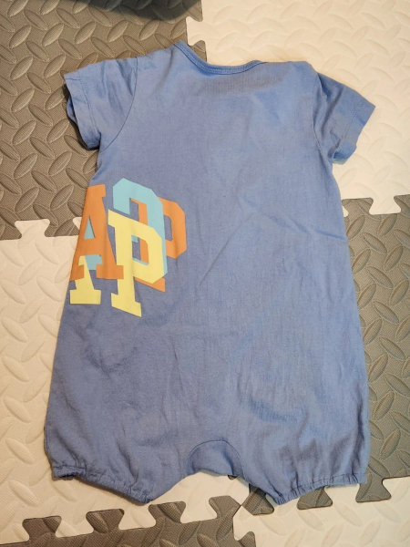 GAP藍色小熊刺繡連身衣 image 1 of 0