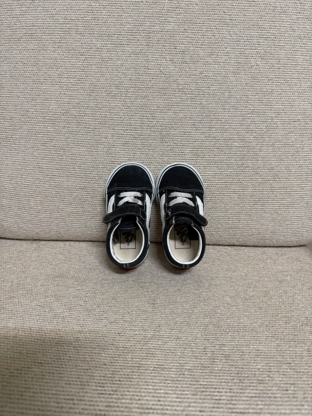 Vans 魔鬼氈板鞋 image 1 of 0