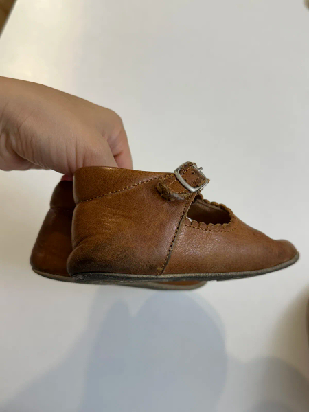 學步鞋（附盒） image 1 of 0