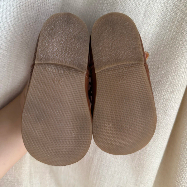 棕色百搭復古小牛皮綁帶女童鞋皮鞋 image 1 of 0