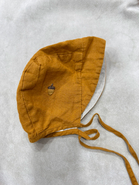 小愛麗絲橡實刺繡帽 image 1 of 0