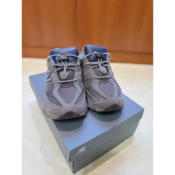 復古9060拉繩鞋 image 1 of 0