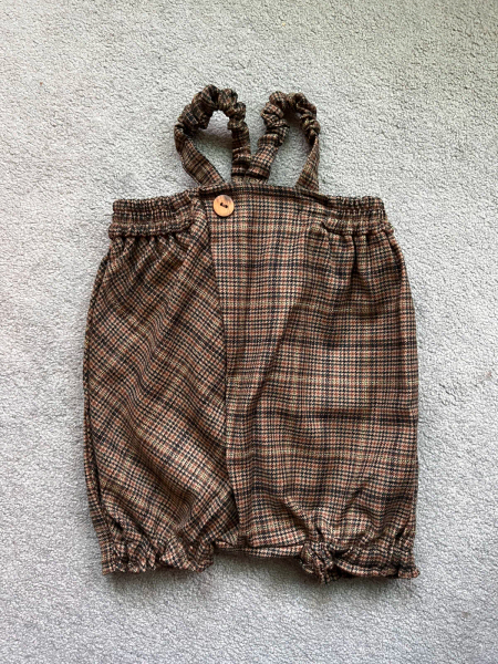 Dalston bloomers - lill check image 1 of 0
