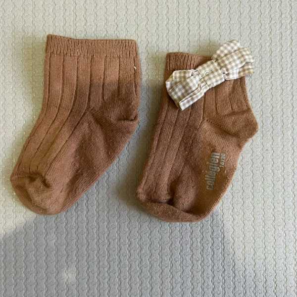 棕色蝴蝶結短襪 image 1 of 0