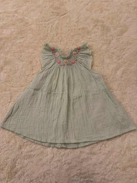刺繡洋 image 1 of 0