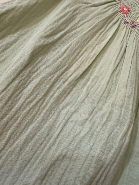 刺繡洋 image 1 of 0