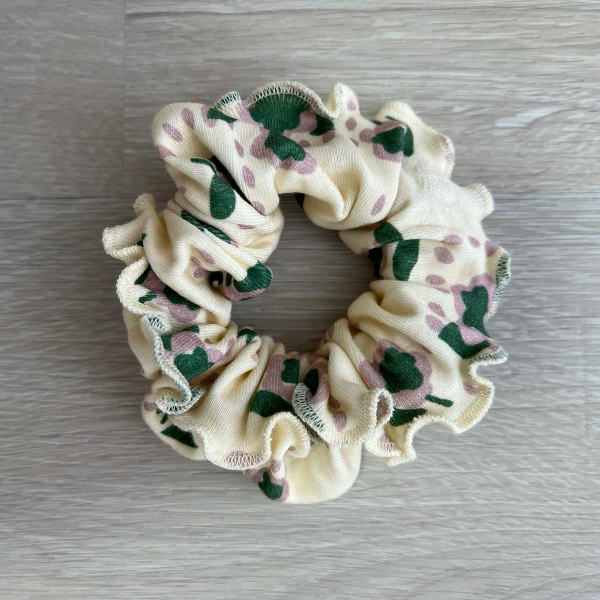 Hair Scrunchie in String Windowbox image 1 of 0